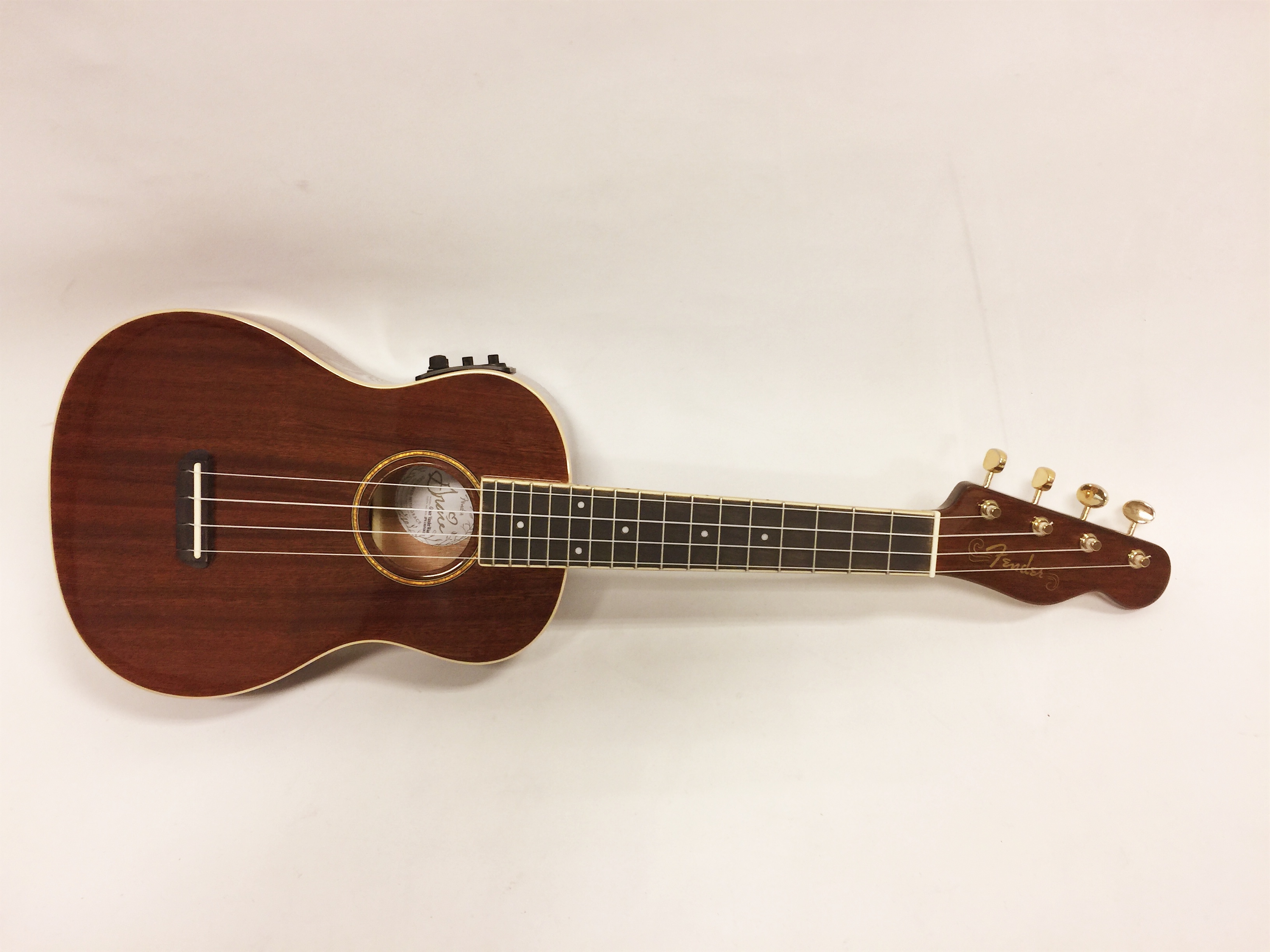 First Look: Fender’s New Grace VanderWaal Signature Ukuleles | Ukulele ...