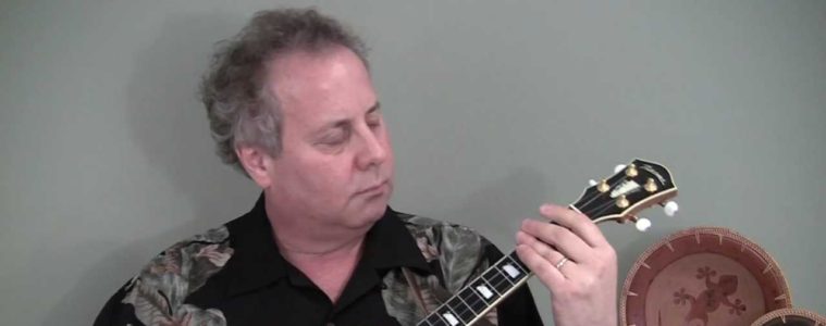 Gerald Ross teaches click stroke on ukulele